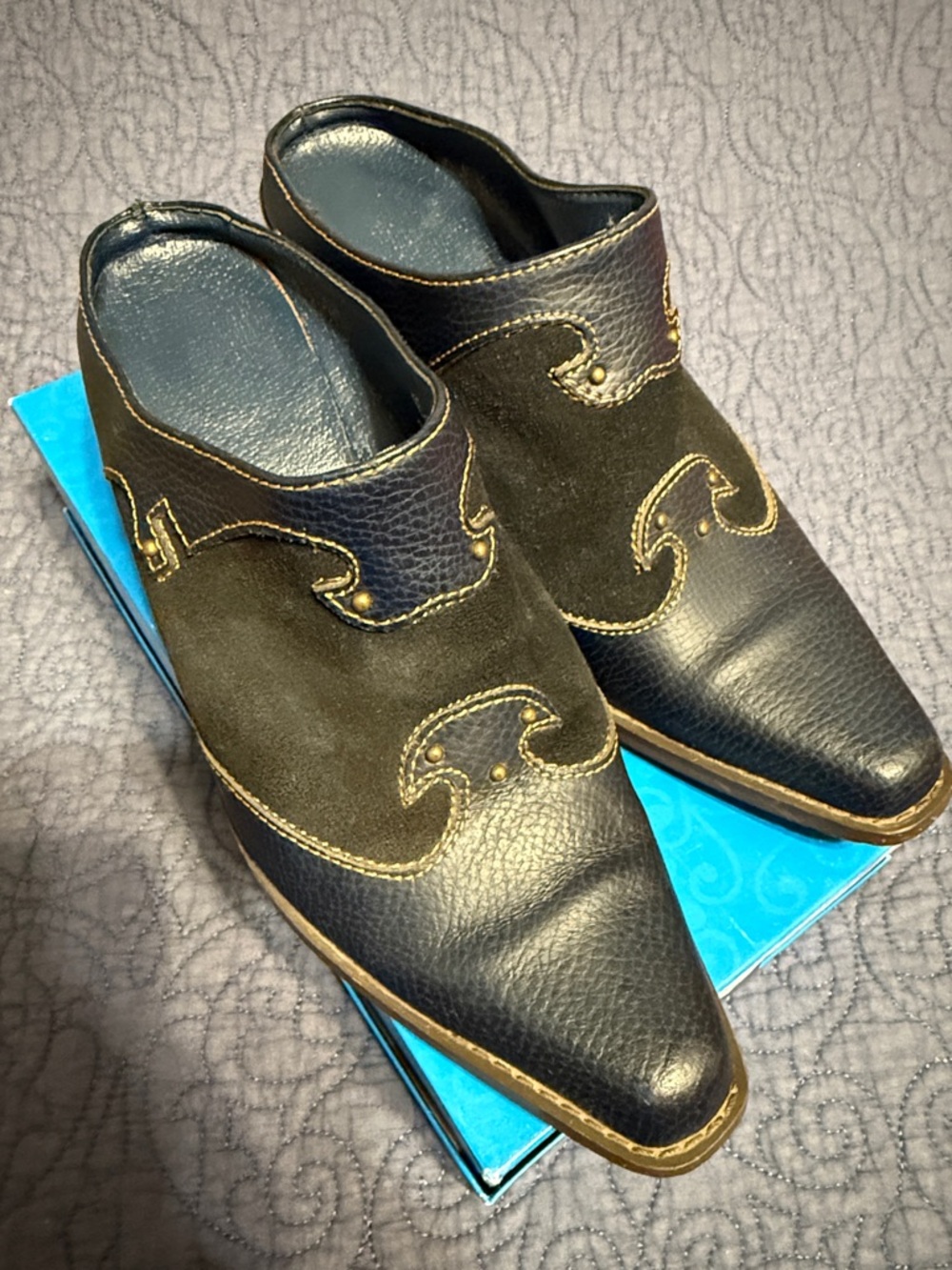 Women’s Navy Leather & Suede Western style Slip-On Mules -  Size 8